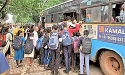 Editorial: ಉಚಿತ ಬಸ್‌ ಪಾಸ್‌ ಯೋಜನೆ ಬಡ ವಿದ್ಯಾರ್ಥಿಗಳಿಗೆ ವರದಾನ