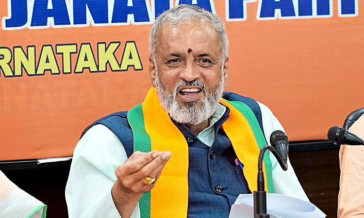 ಗ್ಯಾರಂಟಿ ಯೋಜನೆಗಳ ಅದಕ್ಷ ನಿರ್ವಹಣೆಯಿಂದ ರಾಜ್ಯ ಆರ್ಥಿಕ ದಿವಾಳಿ: ಸಂಸದ ಕಾಗೇರಿ ವಾಗ್ದಾಳಿ