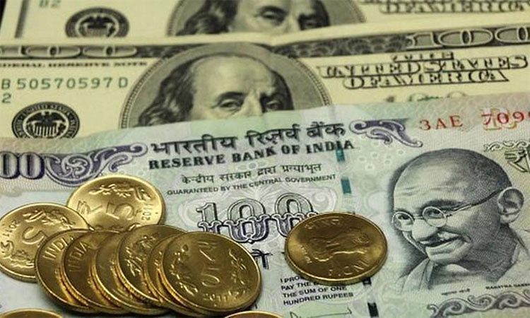 Rupee Falls to Record Lows Against Dollar in 2025-26