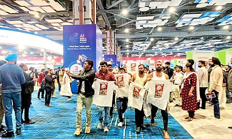 AI Summit: ಕಾಂಗ್ರೆಸ್‌ ಅರೆಬೆತ್ತಲೆ ಪ್ರತಿಭಟನೆಗೆ ಬಿಜೆಪಿ ಆಕ್ರೋಶ | Udayavani - Latest English News, Udayavani Newspaper