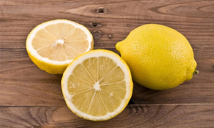 Lemon Deepan Lemon; ದೇವಸ್ಥಾನದಲ್ಲಿ 13,000 ರೂ.ಗೆ ಹರಾಜಾದ ‘ಪವಿತ್ರ’ ಲಿಂಬೆ ಹಣ್ಣು ...